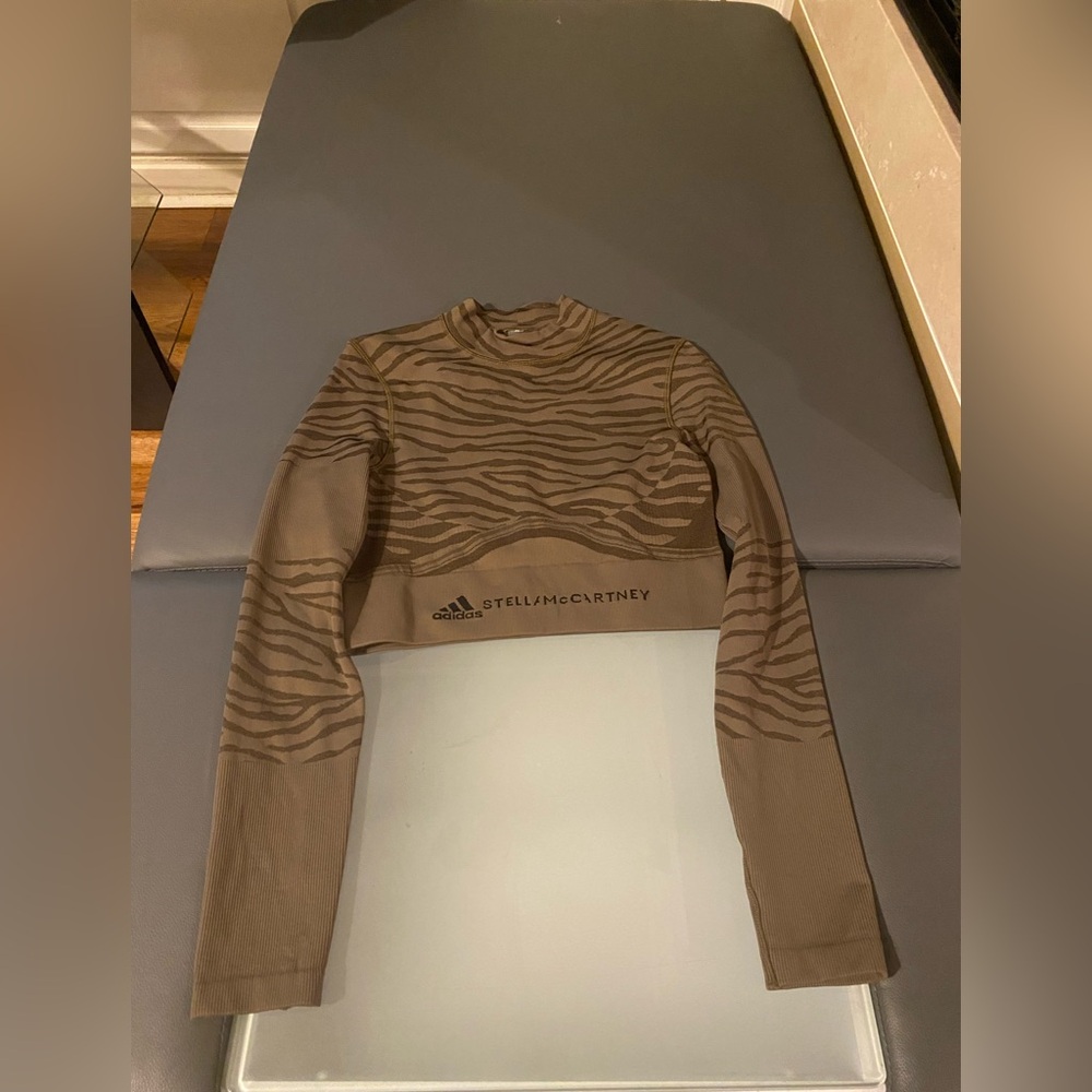 Adidas by Stella McCartney Leggings and Crop Top Set - Picture 4 of 7